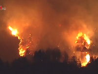 Cháy rừng lan rộng tại Mỹ: Ít nhất 7 người chết, hơn 1.000 ngôi nhà bị thiêu rụi