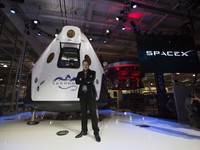 Elon Musk: Chuyển lên sống ở sao Hỏa tốn chưa tới 500.000 USD