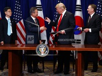 Mỹ, Hàn Quốc cam kết phối hợp tổ chức cuộc gặp thượng đỉnh Mỹ - Triều lần 2