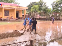 Các trường học ở Thanh Hóa gấp rút khắc phục hậu quả mưa lũ