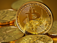 Giá Bitcoin biến động đáng lo ngại