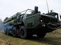 Nga chuyển giao tổ hợp tên lửa S-400 cho Trung Quốc