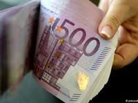 Đồng EUR tăng giá sau khi ECB hoãn tăng lãi suất