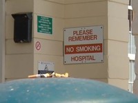 Các bệnh viện tại Anh giúp bệnh nhân bỏ thuốc lá và cai rượu