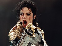 Phim tài liệu gây tranh cãi khi tố cáo Michael Jackson lạm dụng tình dục trẻ em