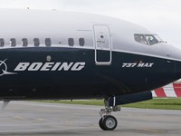 Indonesia dừng tìm kiếm hộp đen máy bay Boeing 737