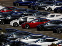Tesla sẽ bắt đầu chuyển mẫu xe Model 3 cho khách hàng Trung Quốc vào tháng 3
