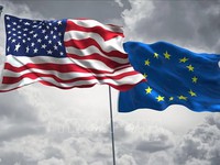 Mỹ hạ quy chế ngoại giao của EU