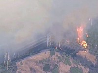 180.000 người phải sơ tán vì cháy rừng dữ dội tại California