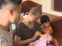 Cuộc sống sau 5 tháng chào đời của bé Bình An và người mẹ ung thư vú