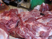 Giá thịt lợn liên tục “leo thang”