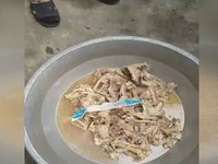 Tiếp tục phát hiện thực phẩm bẩn tuồn vào bếp ăn mầm non tại Bắc Ninh