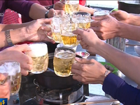 Doanh số bia của Việt Nam giảm ít nhất 25#phantram