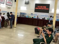 Đường sắt Hà Nội đã bán hết vé tàu phục vụ cao điểm nghỉ lễ 30/4-1/5