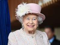 Nữ hoàng Anh nằm trong top 500 người giàu nhất nước Anh năm 2019