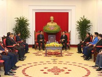 Tăng cường tình hữu nghị và đoàn kết Việt Nam - Lào