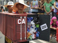 Căng thẳng vì rác thải, Philippines triệu hồi Đại sứ tại Canada