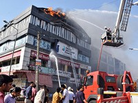 Điều tra vụ cháy trung tâm thương mại ở Ấn Độ