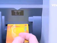 Người tiêu dùng ủng hộ việc chuyển đổi thẻ từ sang thẻ chip
