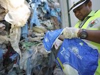 Malaysia “tuyên chiến” với rác thải nhựa nhập khẩu