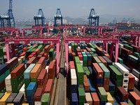 Kinh tế Hàn Quốc chịu tác động từ căng thẳng thương mại Mỹ - Trung