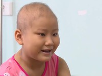 Cô bé ung thư thỏa mong ước được hát
