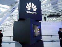 Trung Quốc phản ứng trước lệnh cấm mới của Mỹ với Huawei, ZTE
