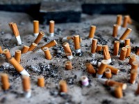 Thái Lan cấm hút thuốc lá tại nhà