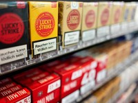 Đức ủng hộ cấm quảng cáo thuốc lá