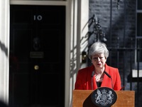 Thủ tướng Anh Theresa May thôi giữ chức lãnh đạo đảng Bảo thủ