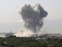 Đánh bom gần Đại sứ quản Mỹ tại Afghanistan, ít nhất 34 người thiệt mạng