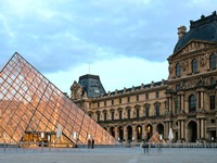Top 15 bảo tàng nổi tiếng nhất thế giới
