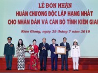 Tỉnh Kiên Giang đón nhận Huân chương Độc lập