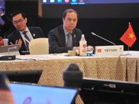 Việt Nam dự các cuộc họp ASEAN+3 và EAS