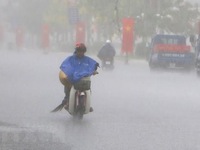 Trước khi suy yếu thành áp thấp nhiệt đới, bão số 2 gây mưa lớn từ Quảng Ninh đến Hà Tĩnh