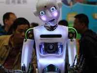 Bùng nổ robot có tính năng đặc biệt tại Trung Quốc