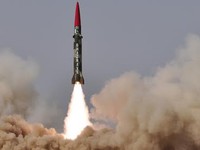 Pakistan phóng thử thành công tên lửa đạn đạo