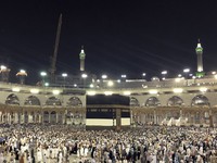 Khoảng 2,5 triệu tín đồ Hồi giáo hành hương đến thánh địa Mecca