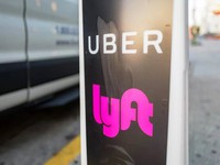 Uber và Lyft đối mặt với lệnh cấm mới từ chính quyền New York