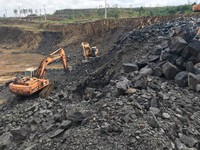 Phú Yên yêu cầu tạm dừng việc khai thác đá tại các vách đá tương tự gành Đá Đĩa
