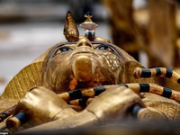 Chiêm ngưỡng quách nạm vàng của Pharaoh Ai Cập Tutankhamun