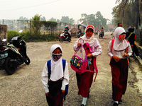 Indonesia: Khói mù thuyên giảm, nhiều trường học mở cửa trở lại