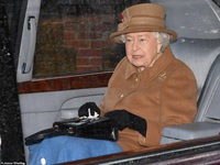 Nữ hoàng Anh lên tiếng về quyết định 'ra riêng' của vợ chồng hoàng tử Harry