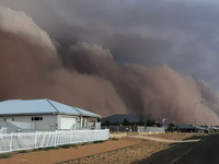 Bão cát khổng lồ tràn qua bang New South Wales, Australia