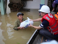 Đề xuất cấp 6.000 tấn gạo hỗ trợ người dân bị ảnh hưởng mưa lũ