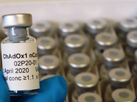 Anh có thể tung ra vaccine ngừa COVID-19 vào mùa Giáng sinh năm 2020