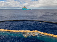 Hơn 14 triệu tấn vi hạt nhựa nằm sâu dưới đáy đại dương