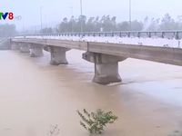 Bình Định khắc phục các điểm sạt lở do mưa lớn