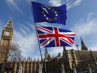 Anh “bất tuân thủ” EU nhằm đạt được thỏa thuận thương mại riêng với Mỹ hậu Brexit