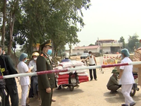 Những chiến sĩ đảm bảo an ninh trật tự tại vùng dịch Sơn Lôi, Vĩnh Phúc